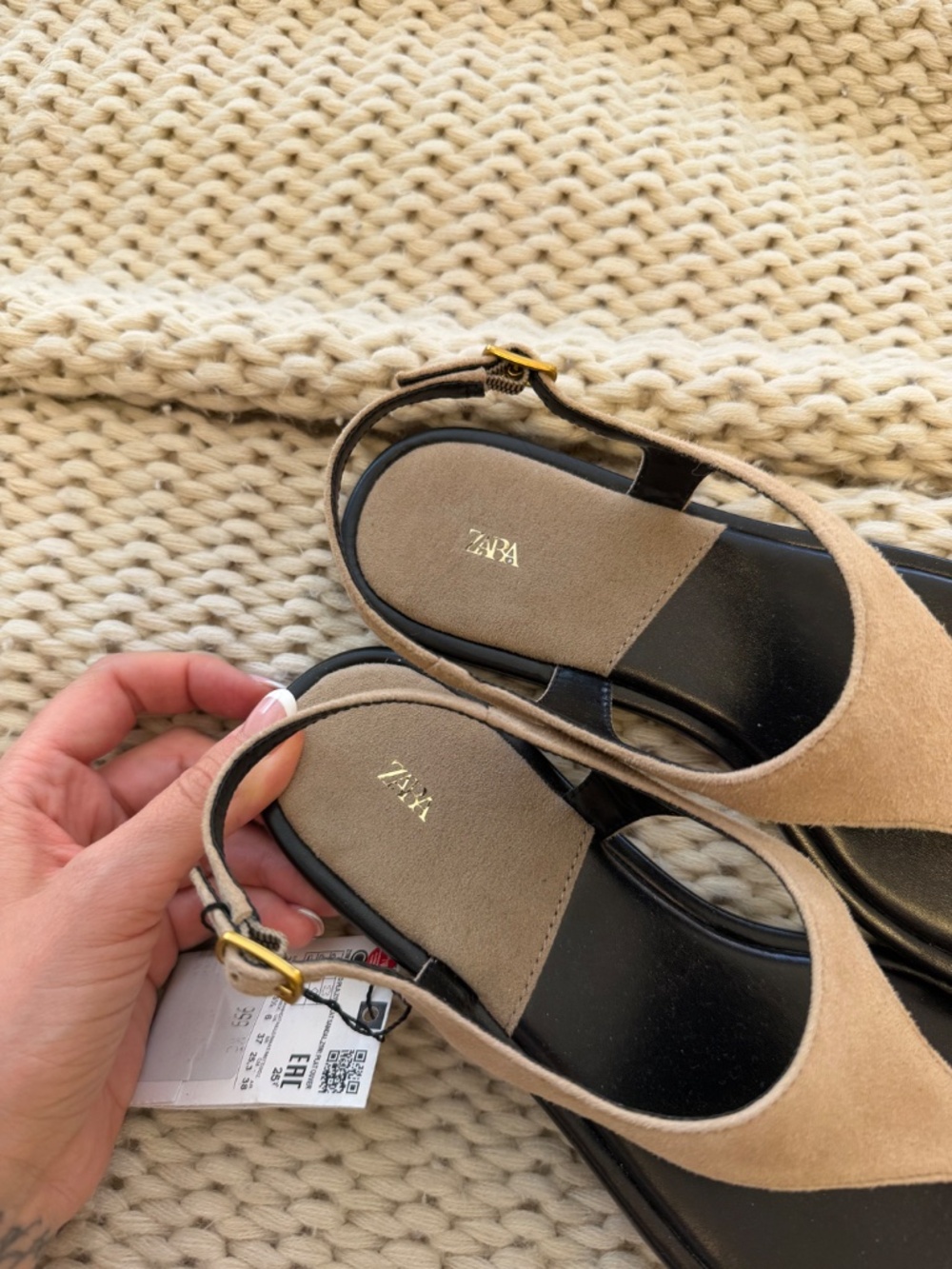 ZARA Suede Toe Ring Sandals Beige Size 39 NWT - Picture 3 of 4